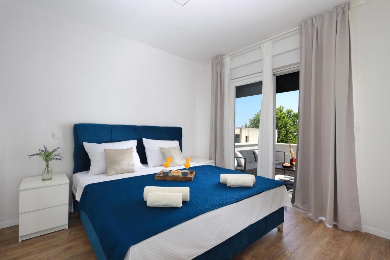 Bonaca Apartments With Terrace And Private Parking Kastela Luaran gambar