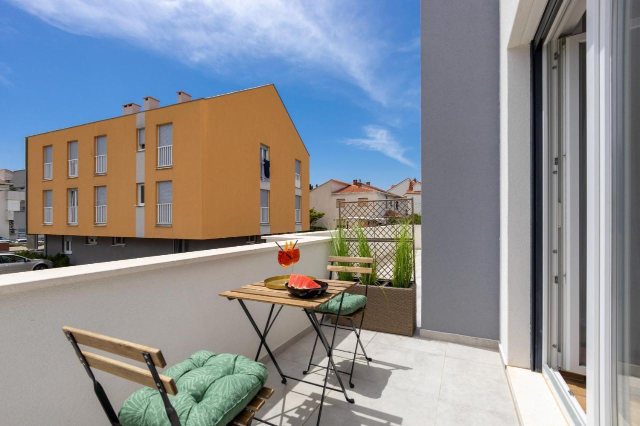 Bonaca Apartments With Terrace And Private Parking Kastela Luaran gambar