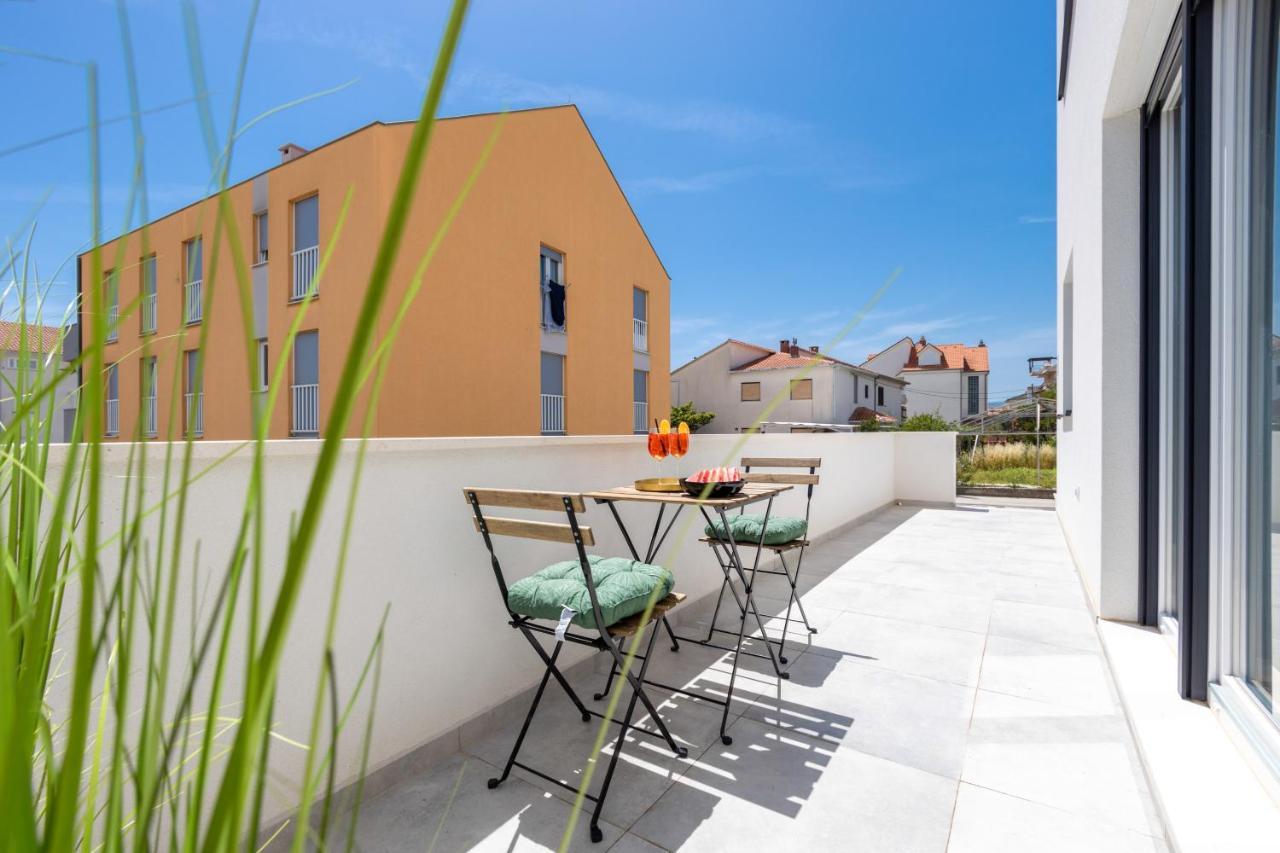 Bonaca Apartments With Terrace And Private Parking Kastela Luaran gambar