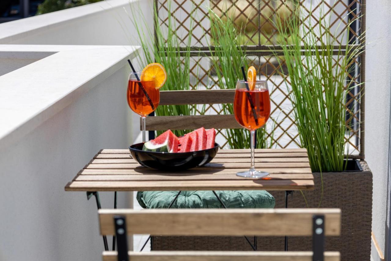 Bonaca Apartments With Terrace And Private Parking Kastela Luaran gambar